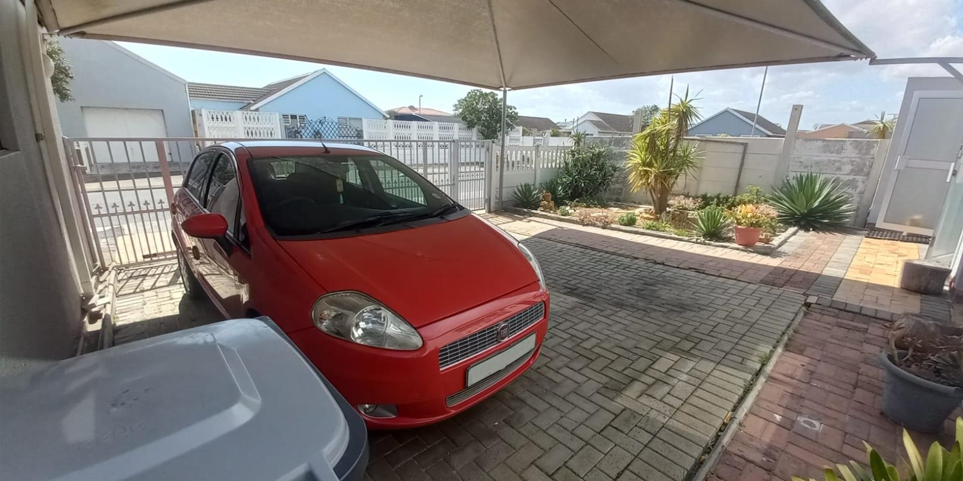 Image 2 of 6