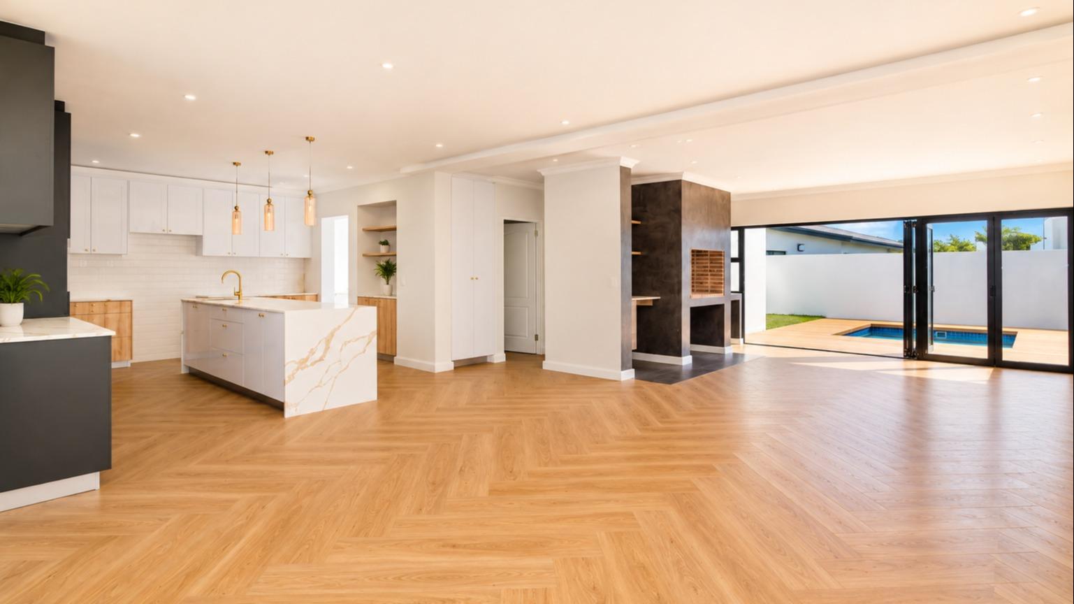 Image 4 of 6