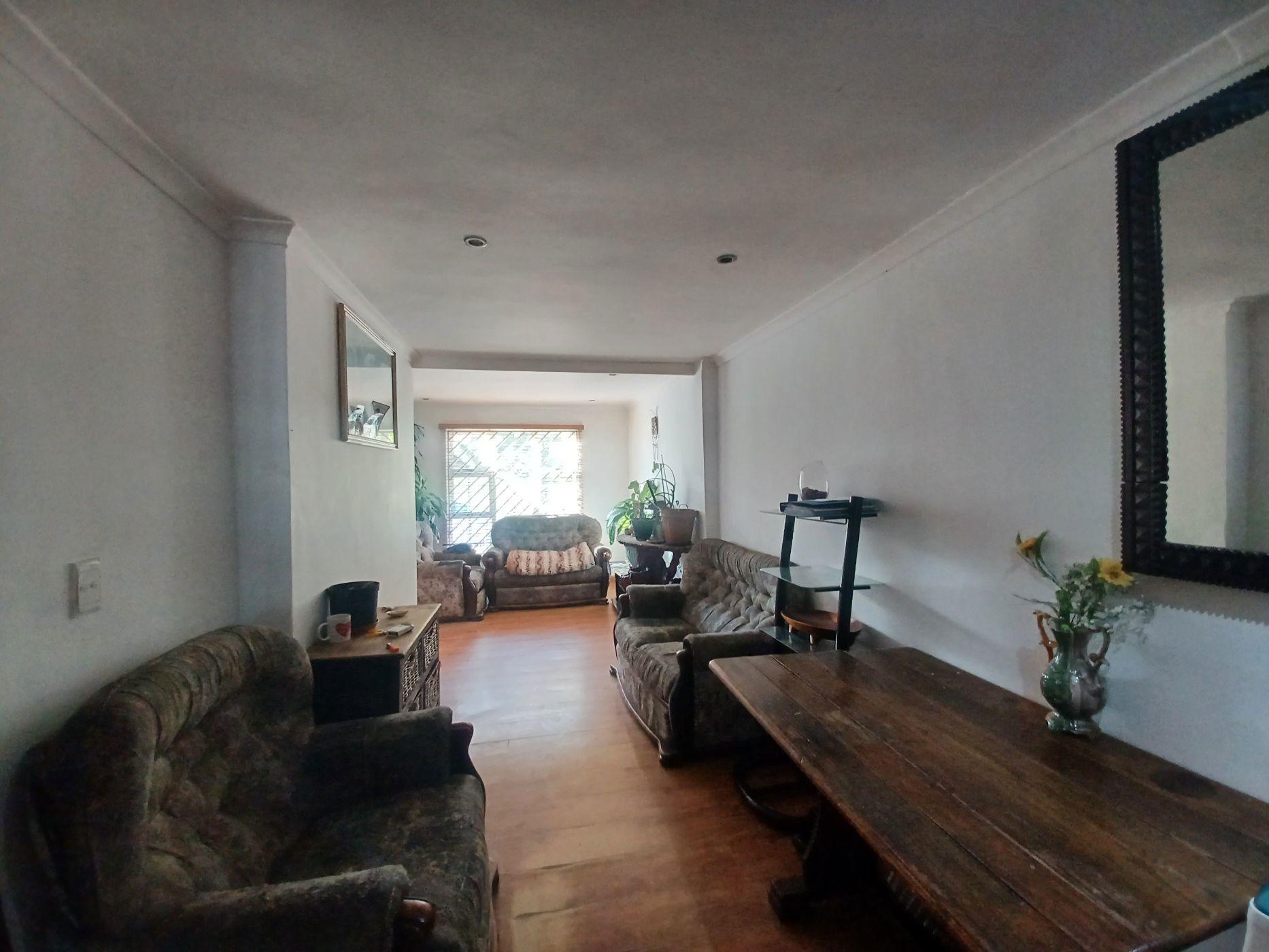 Image 2 of 6