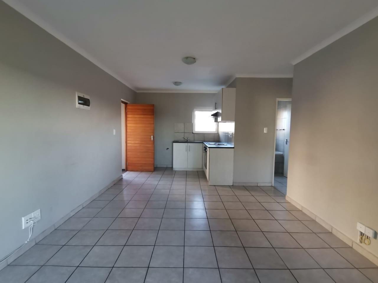 Image 2 of 6