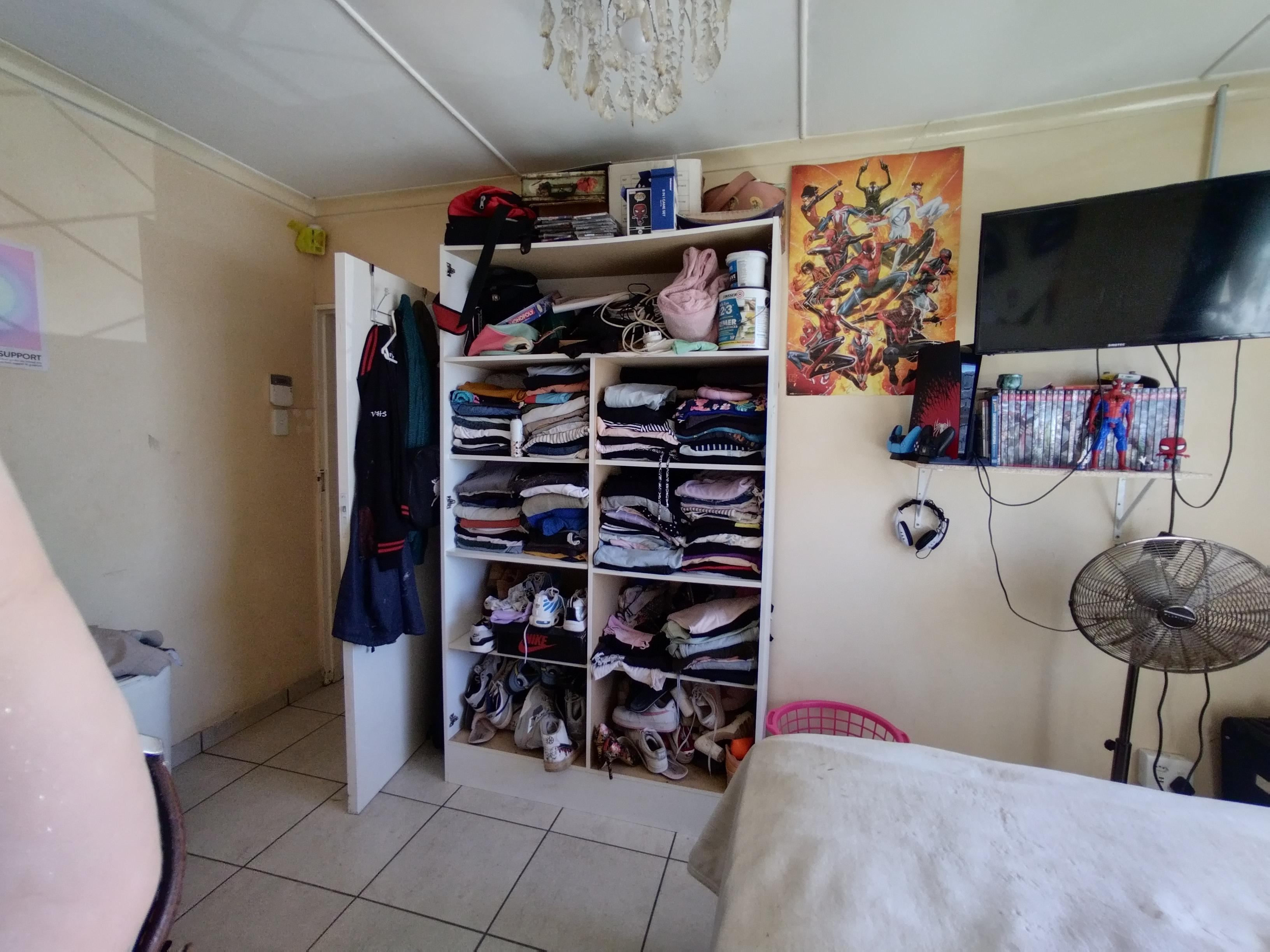 Image 12