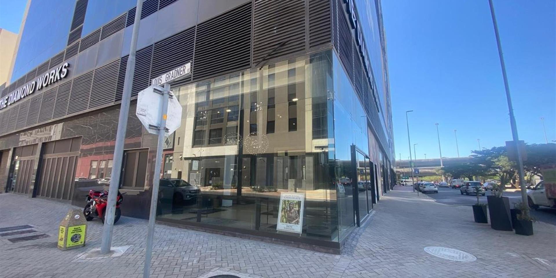 Image 1 of 6