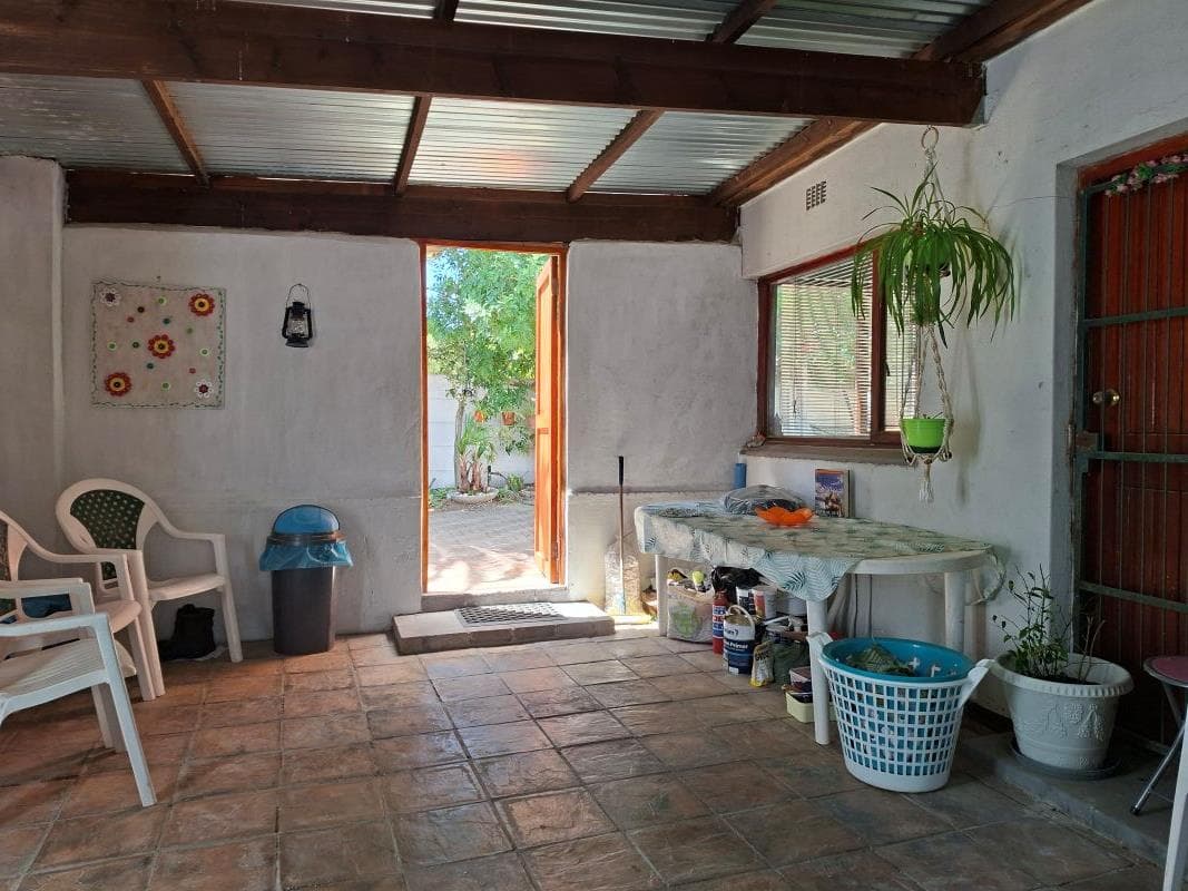 Image 10