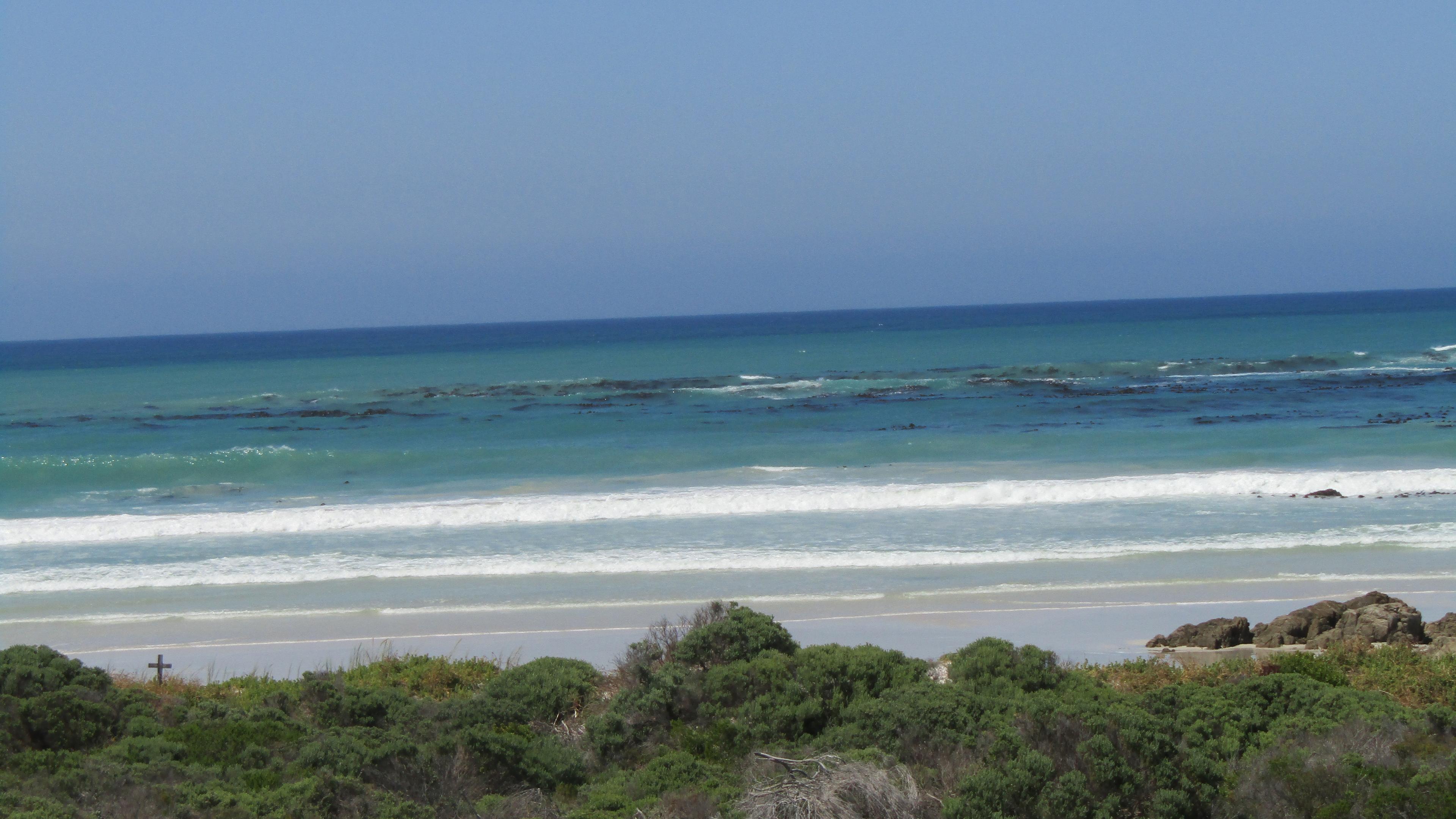 Image 3 of 6