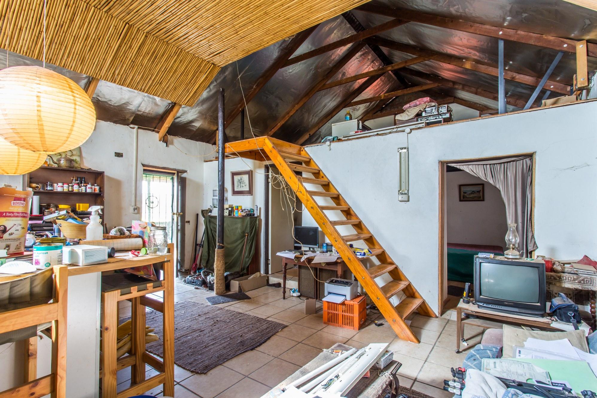 Image 4 of 6