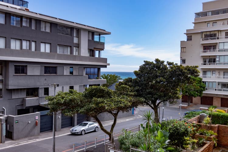 Main property image
