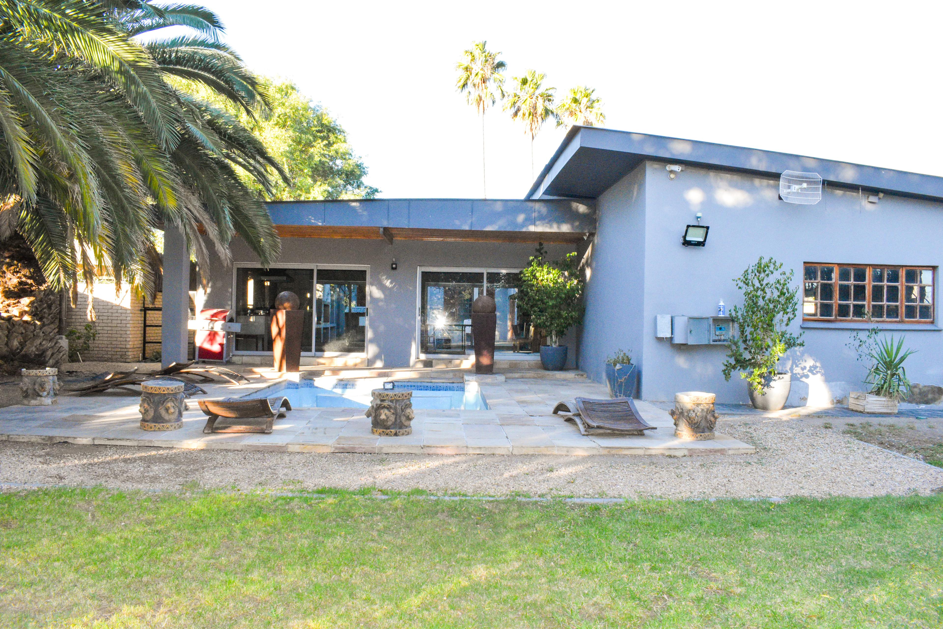 Image 5 of 6