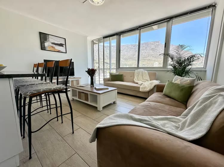 Main property image