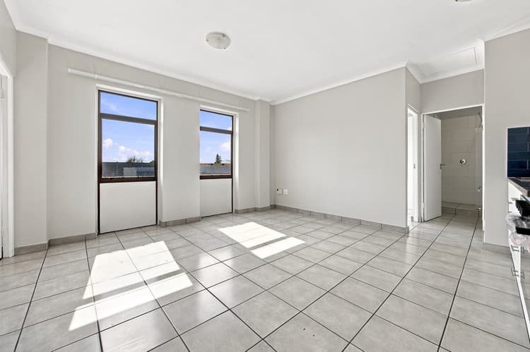 Main property image