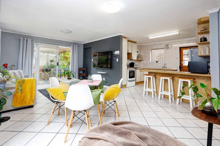 Main property image