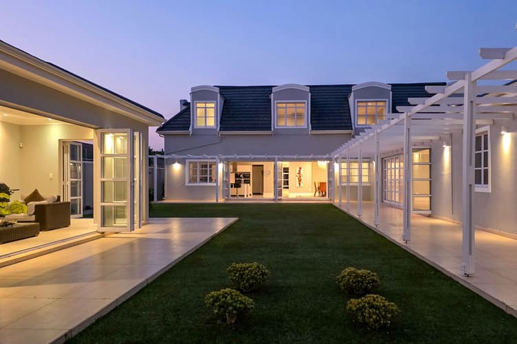 Main property image