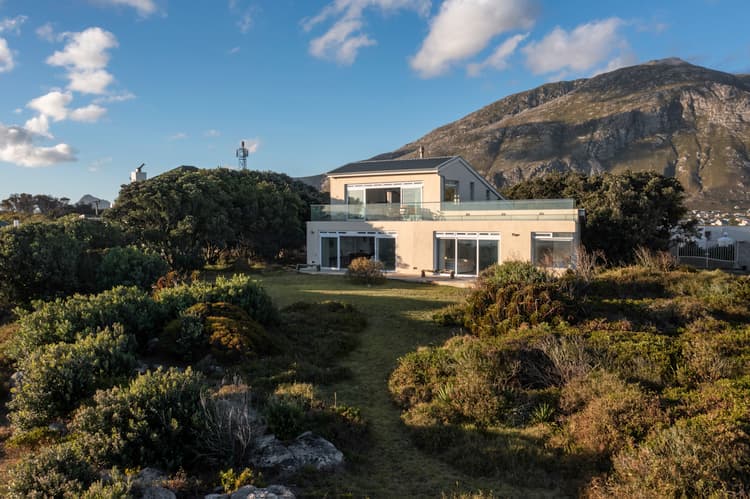 Main property image