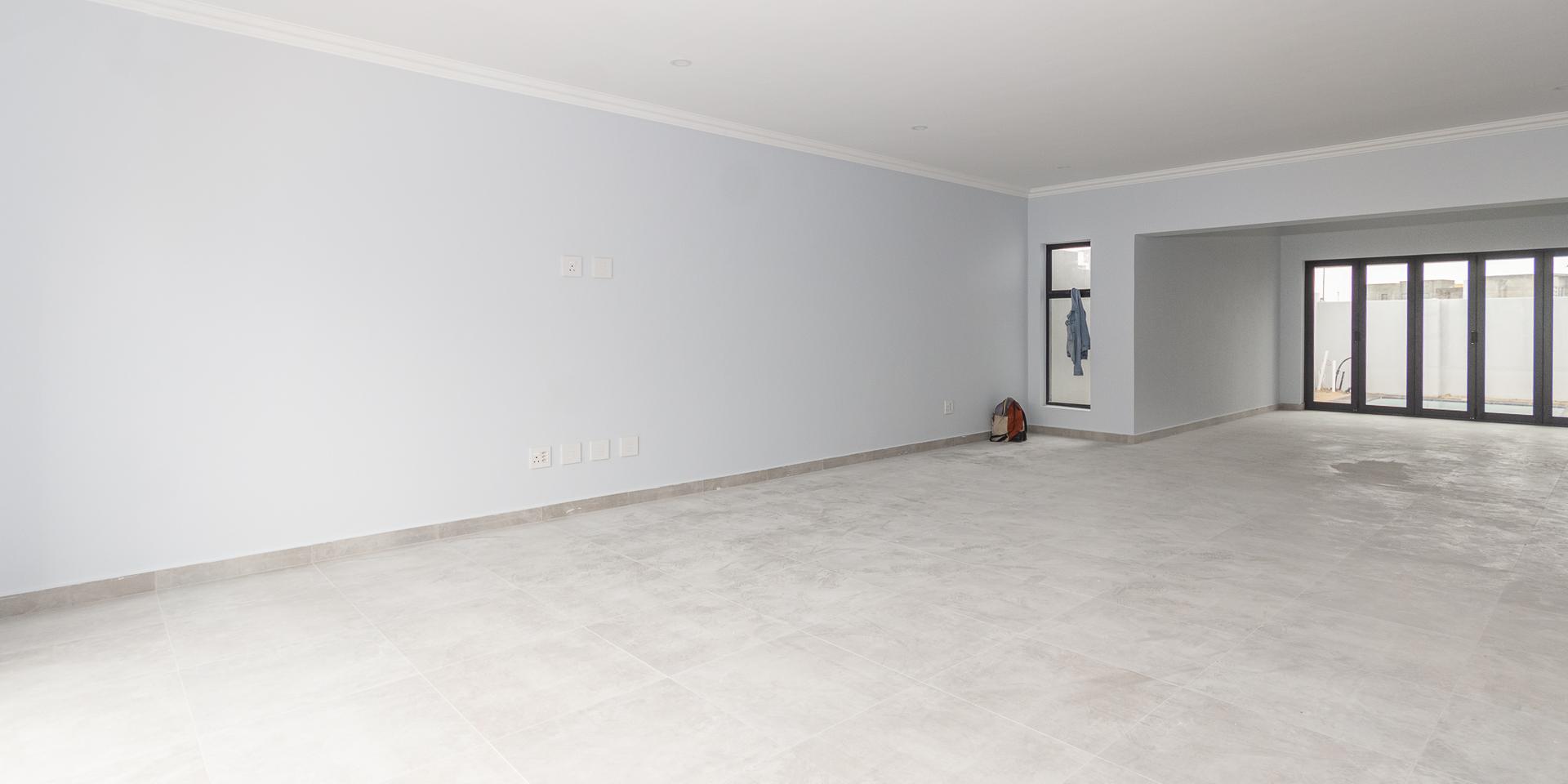 Image 3 of 6