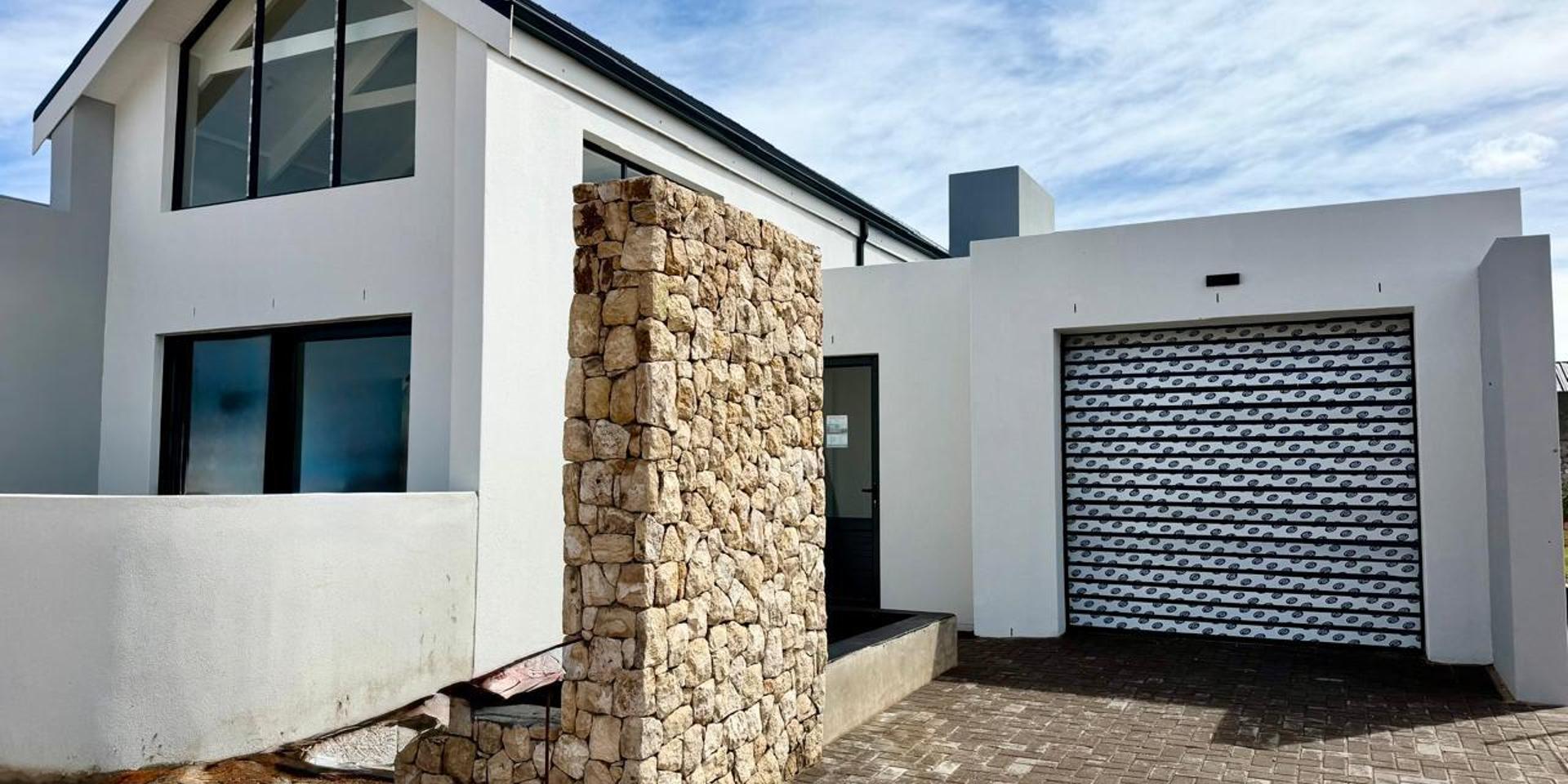 Image 2 of 6