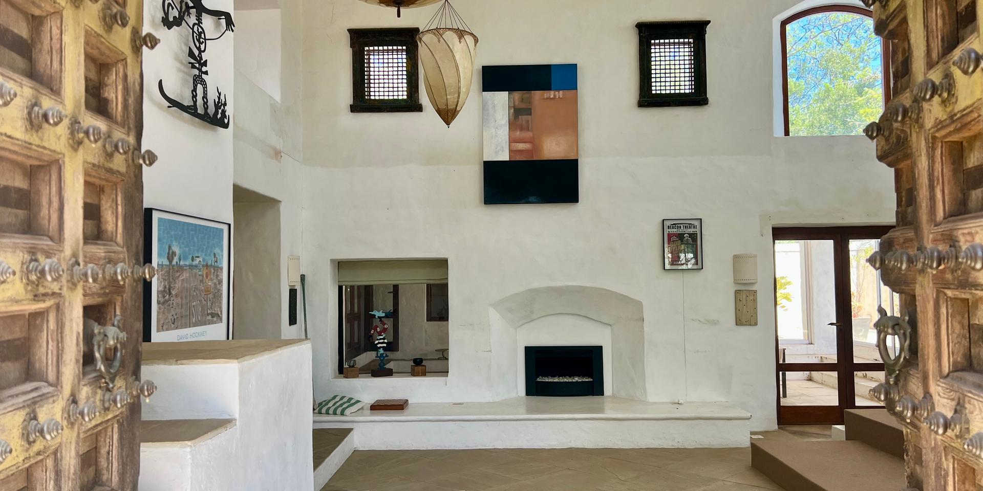 Image 4 of 6