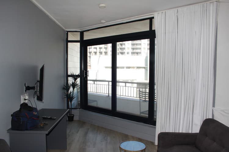 Main property image