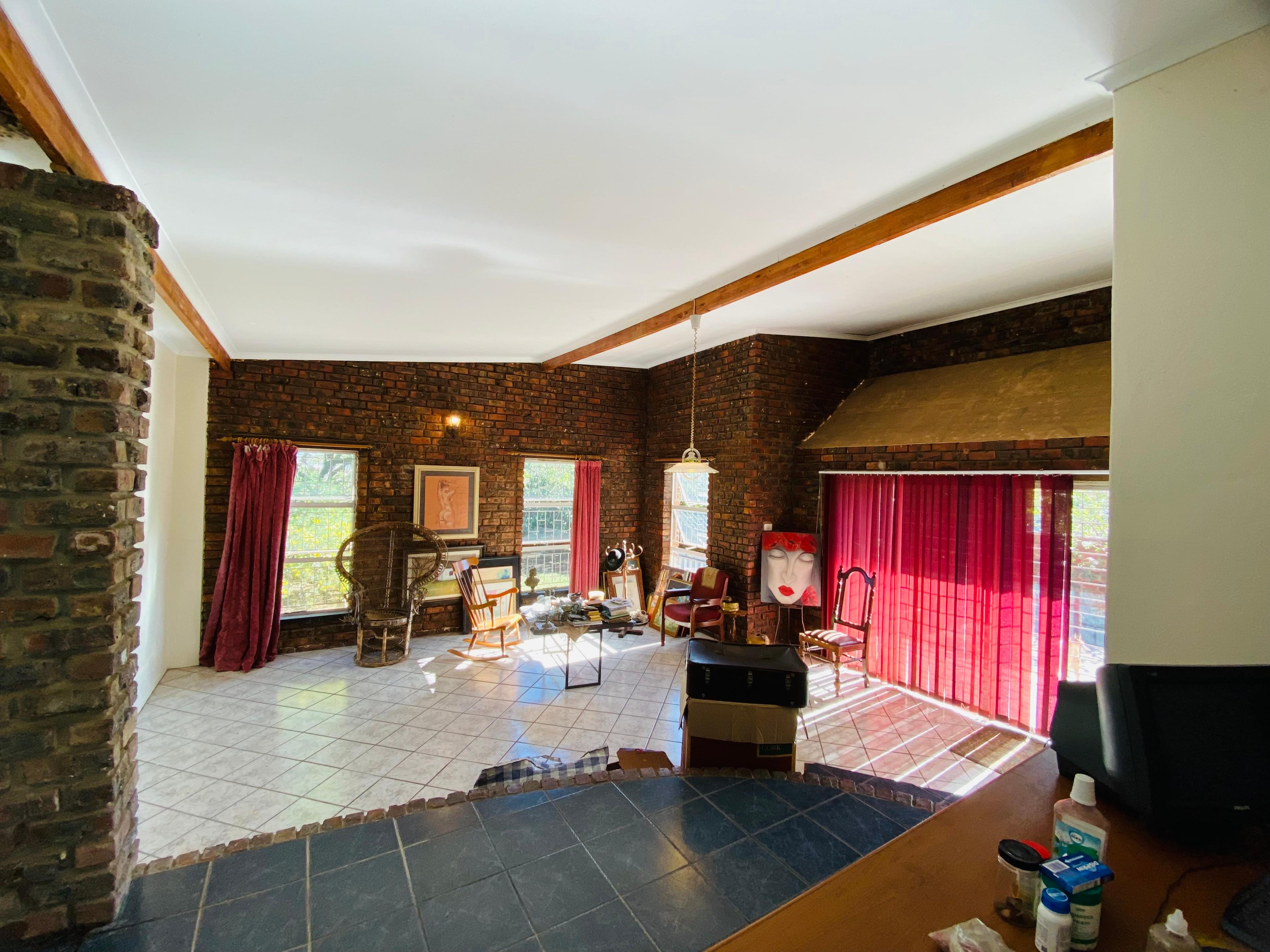 Image 4 of 6