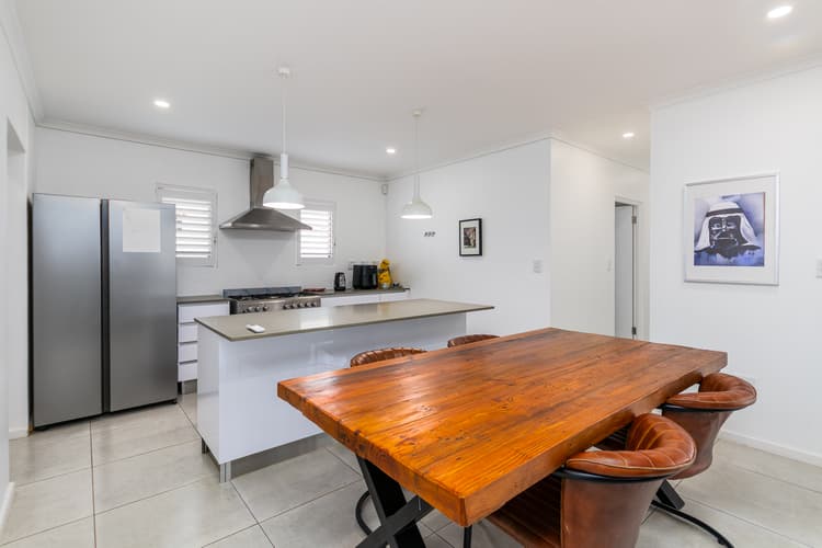 Main property image
