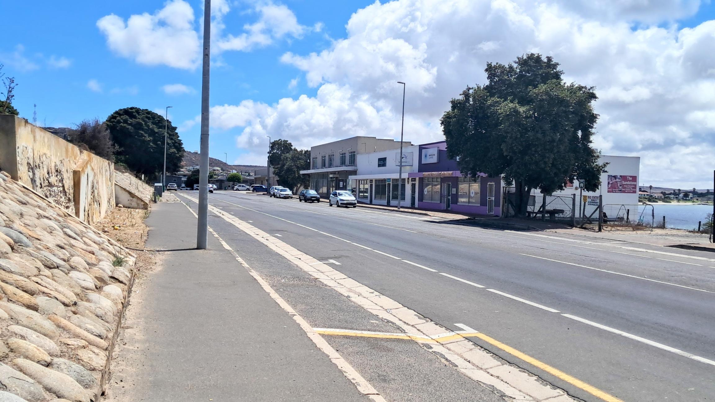 Image 4 of 6