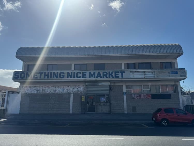 Main property image
