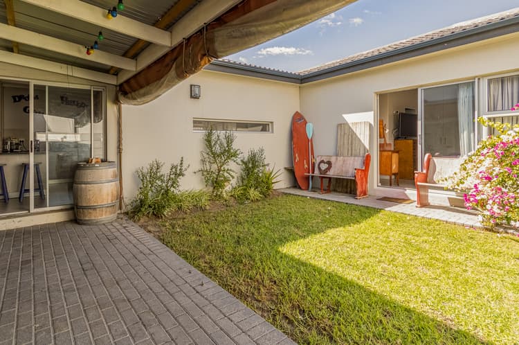 Main property image