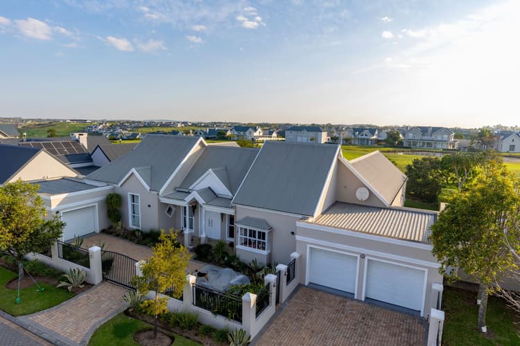 Main property image