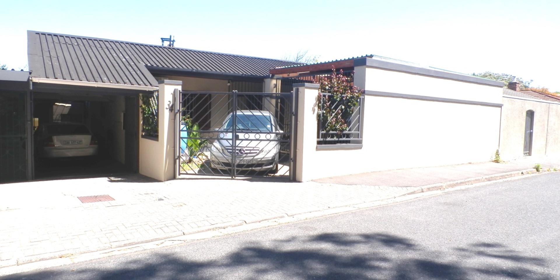 Image 2 of 6