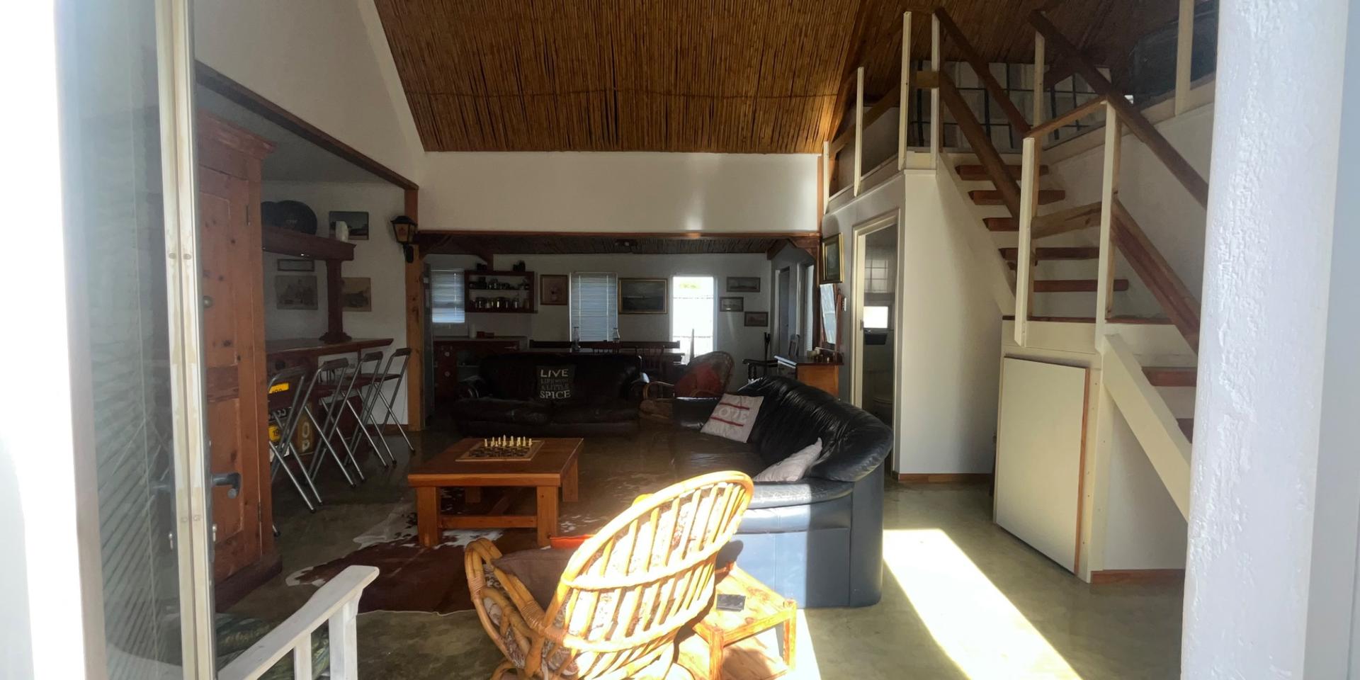 Image 5 of 6