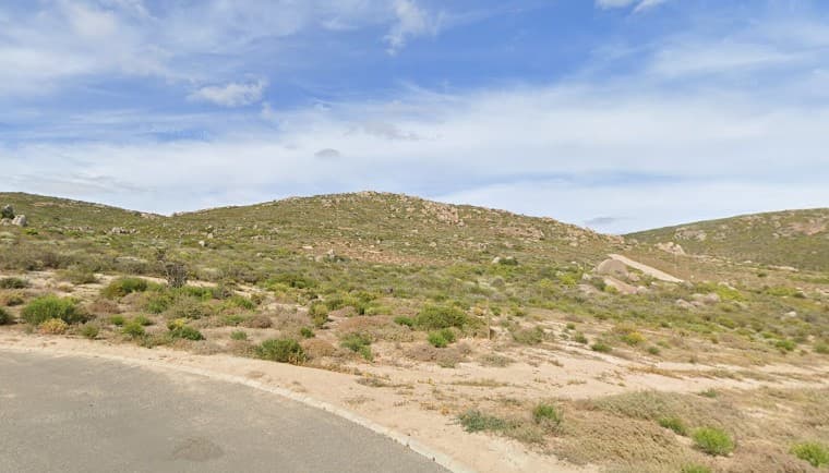 Image 4 of 6