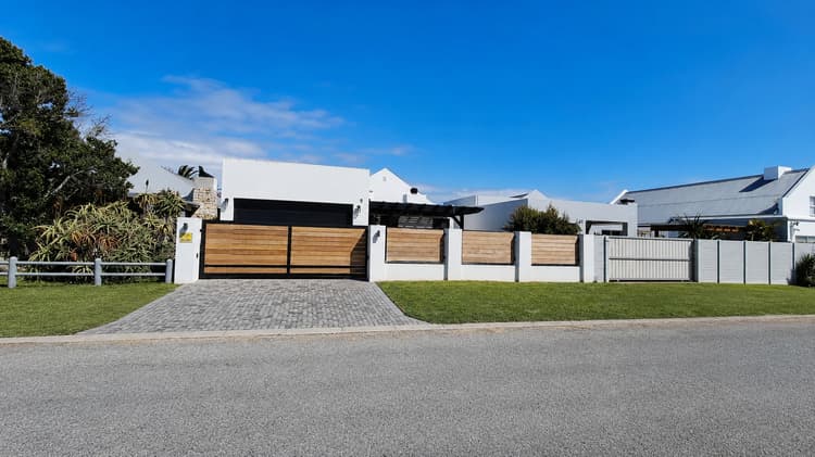 Main property image