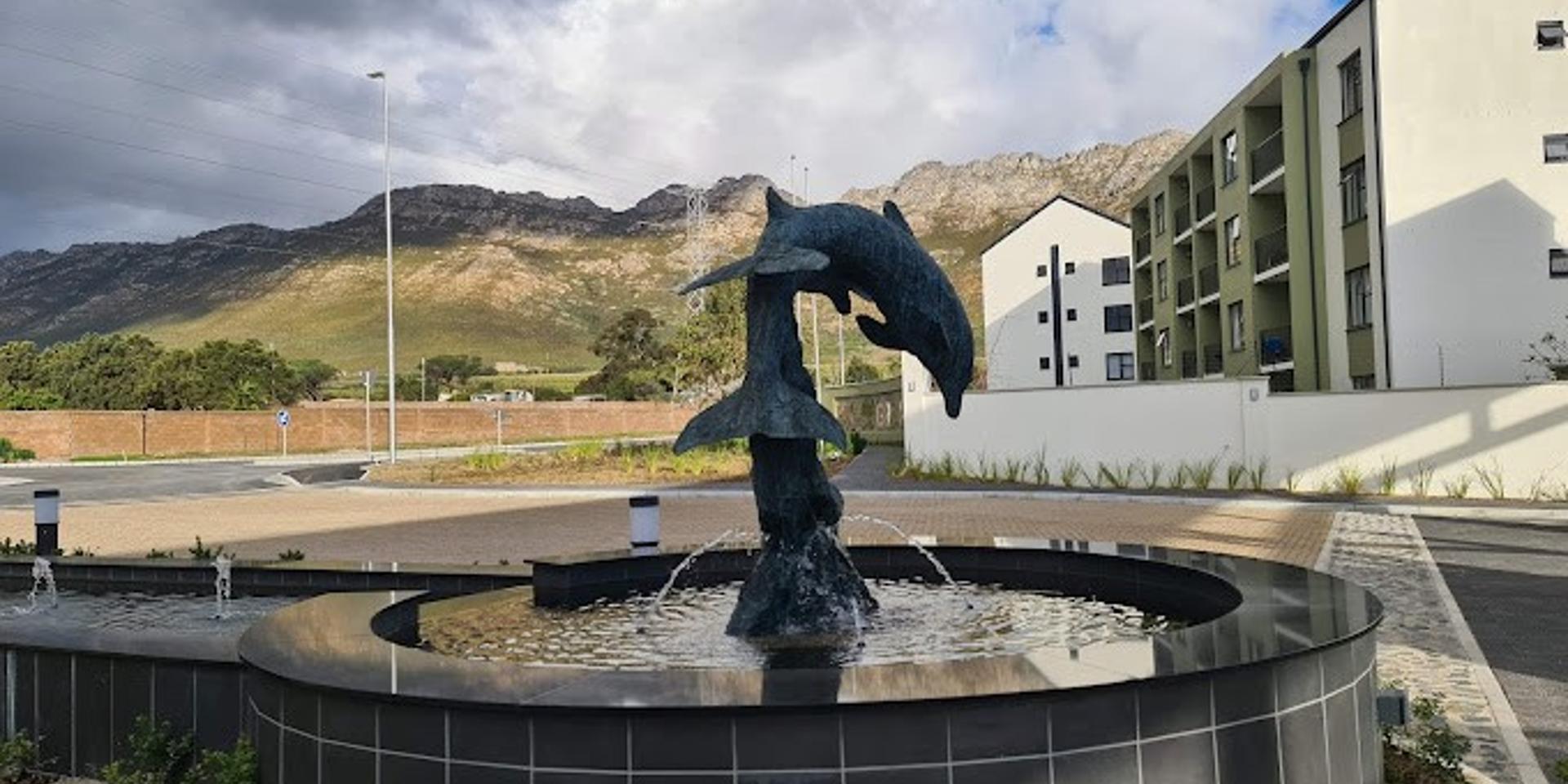 Image 3 of 6