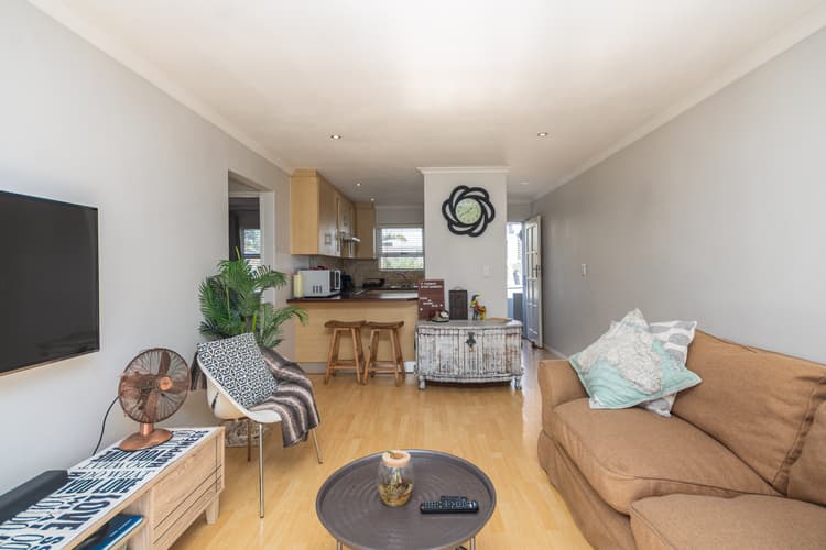 Main property image