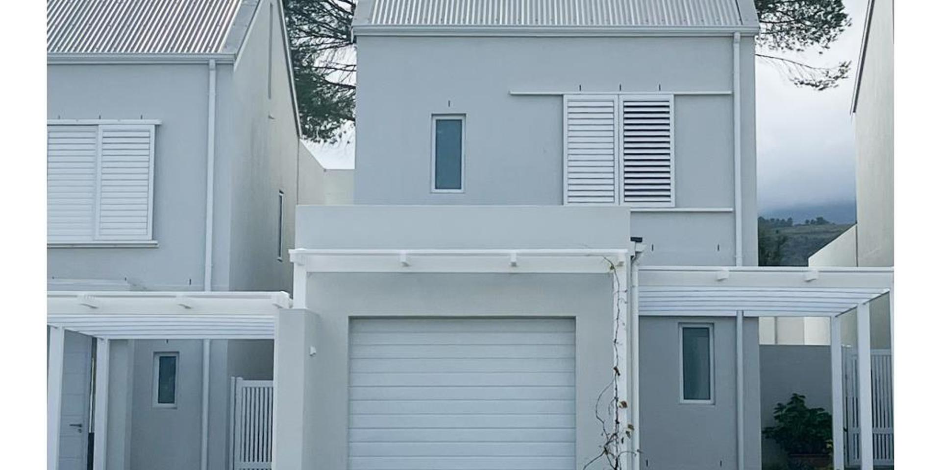 Image 2 of 6