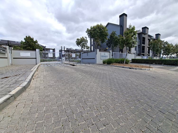 Main property image