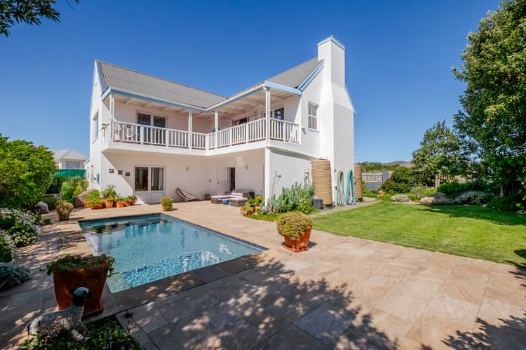 Main property image