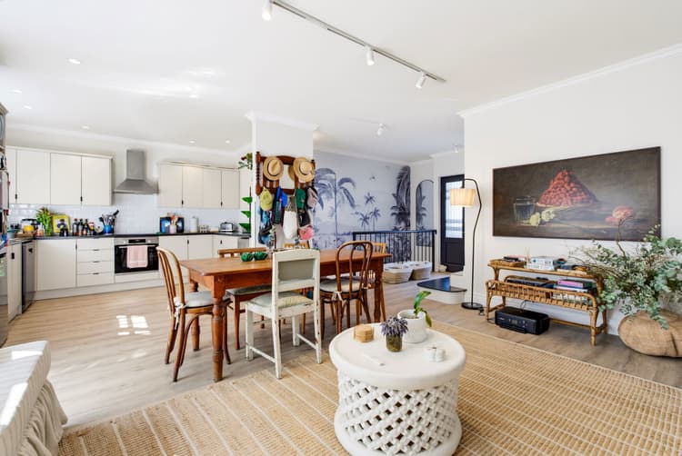 Main property image