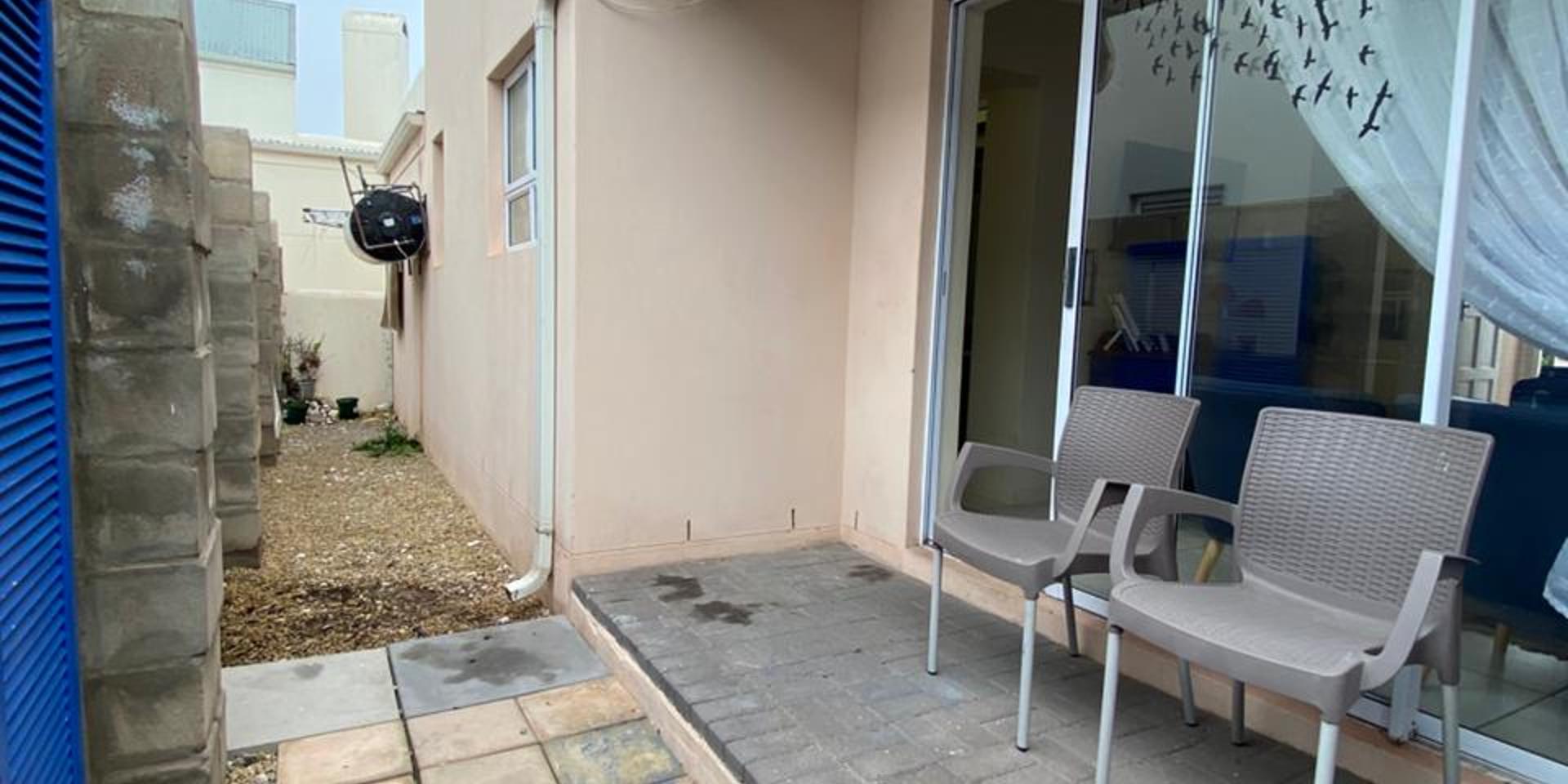Image 5 of 6