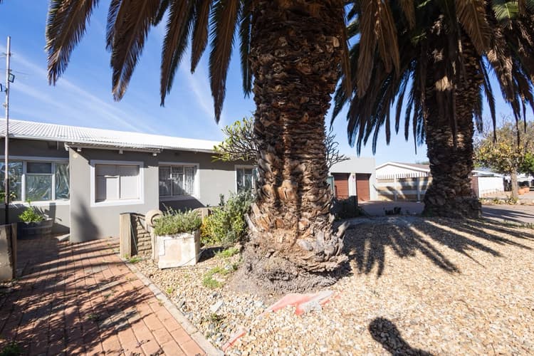 Main property image