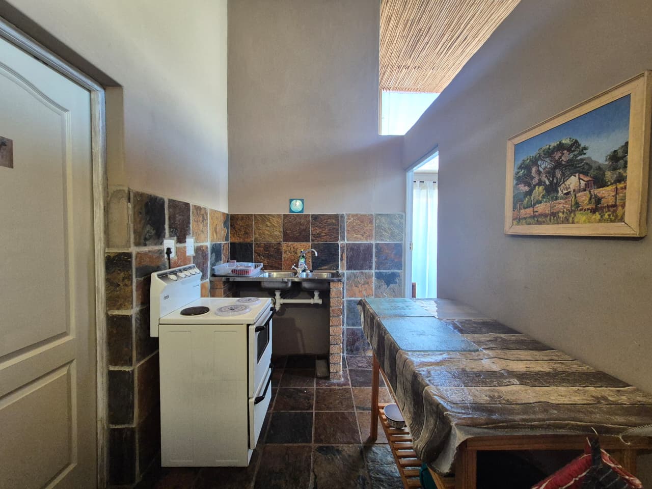 Image 5 of 6