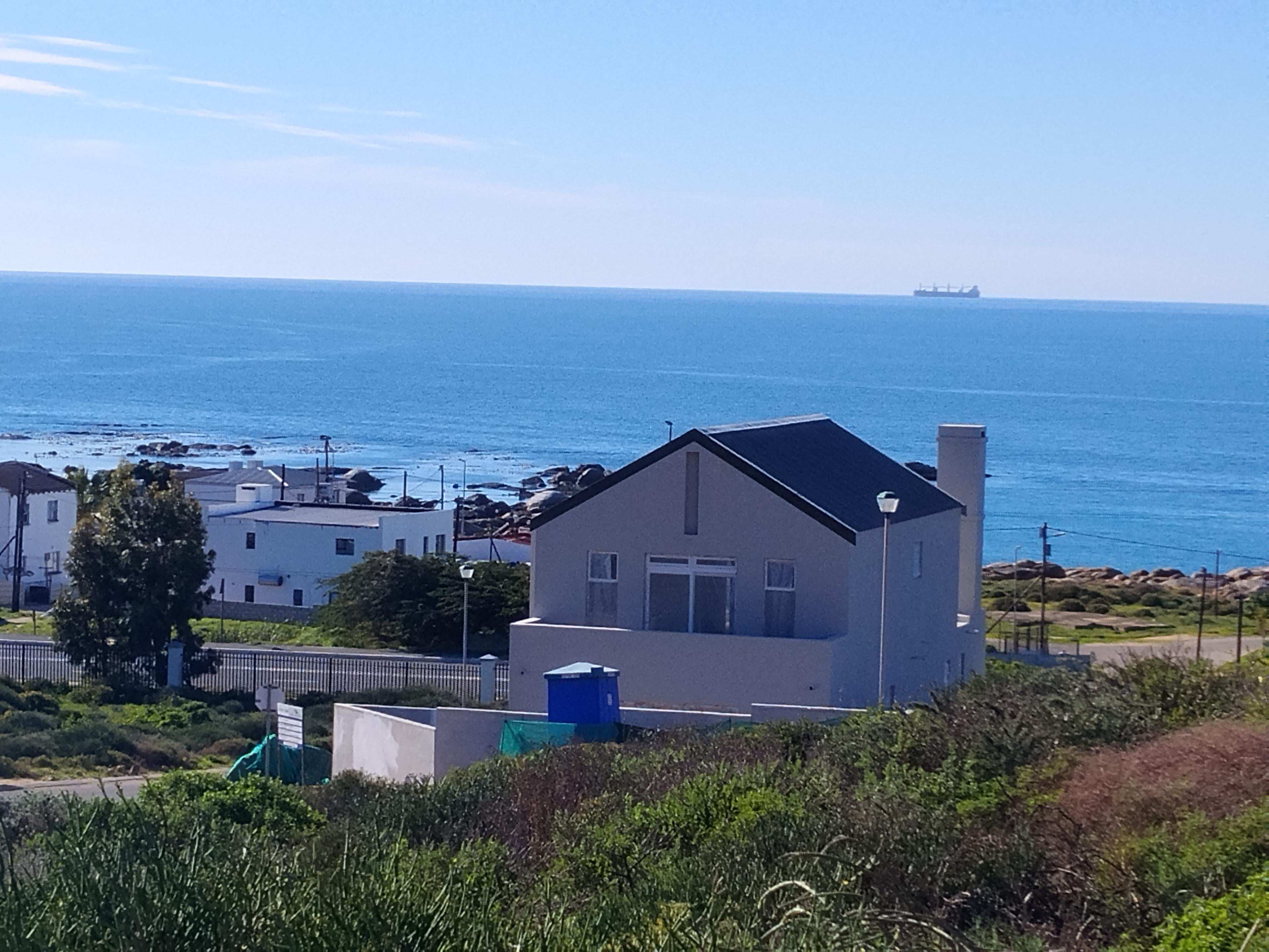 Image 4 of 6