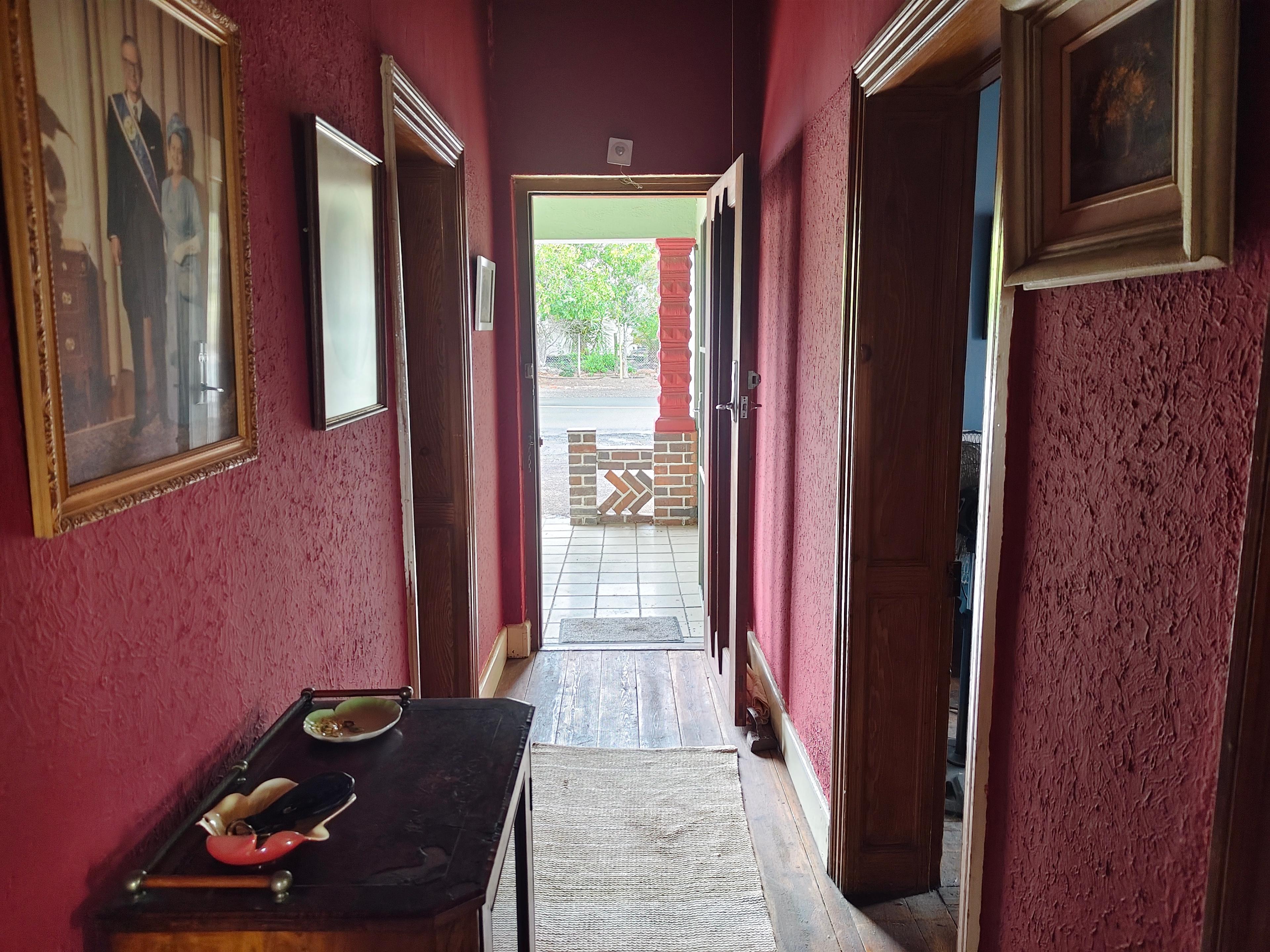 Image 3 of 6