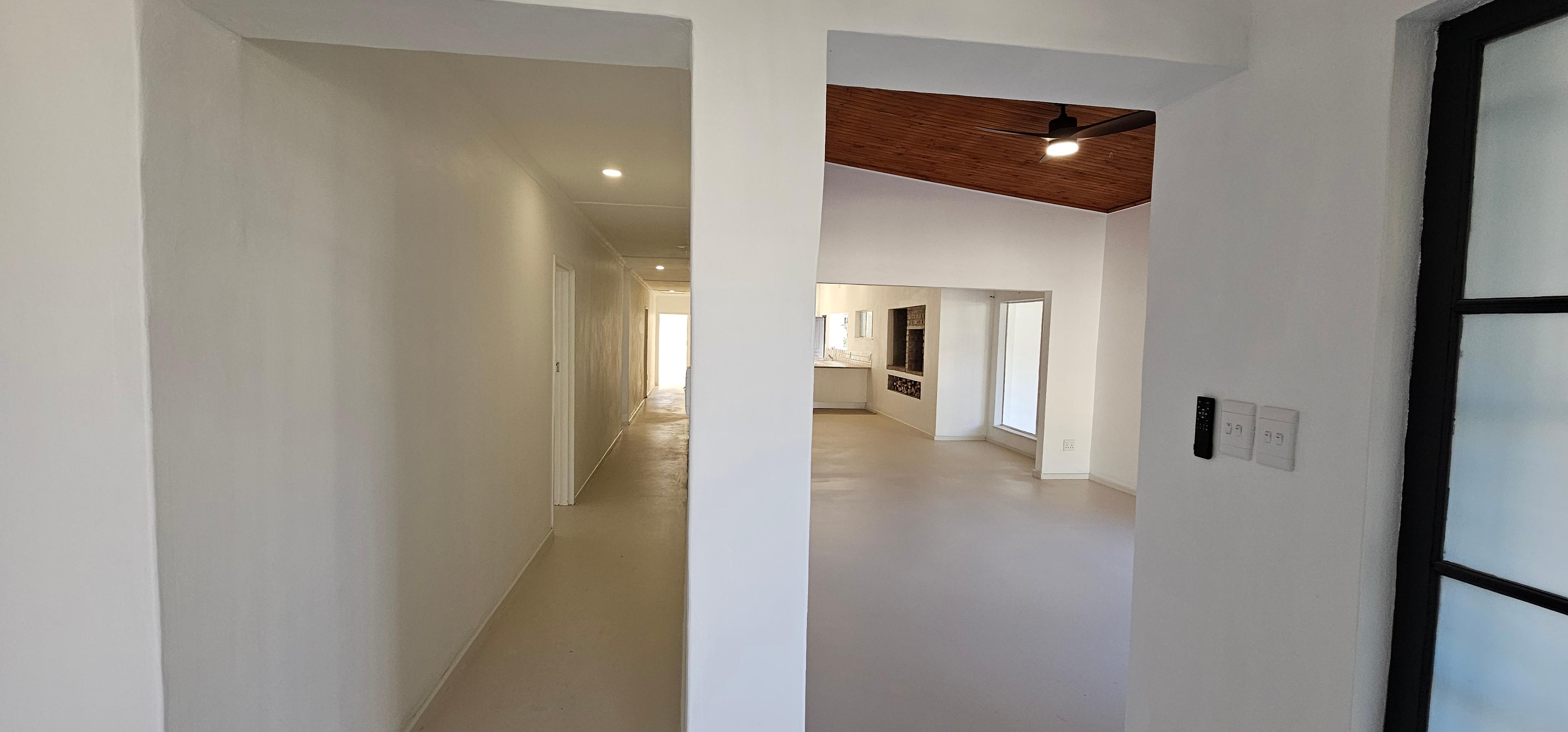 Image 4 of 6