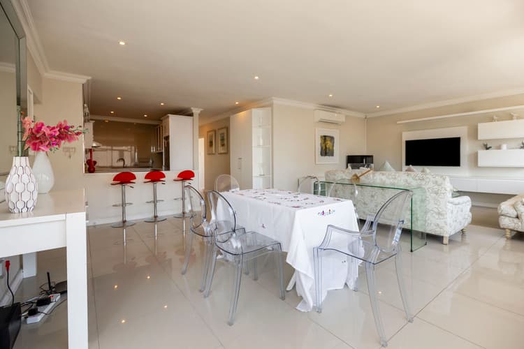 Main property image