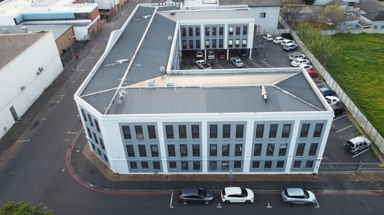 Main property image