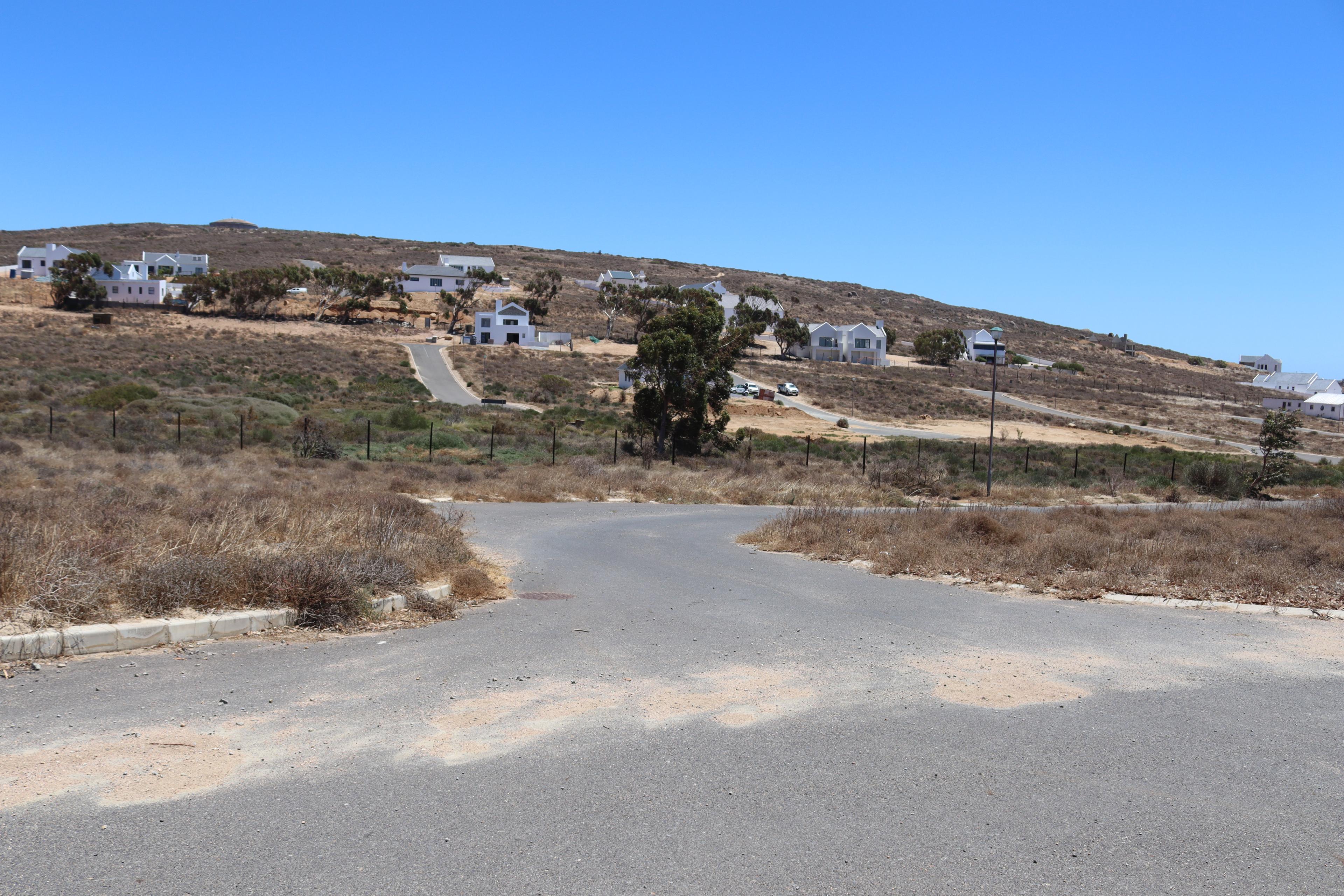 Image 4 of 6