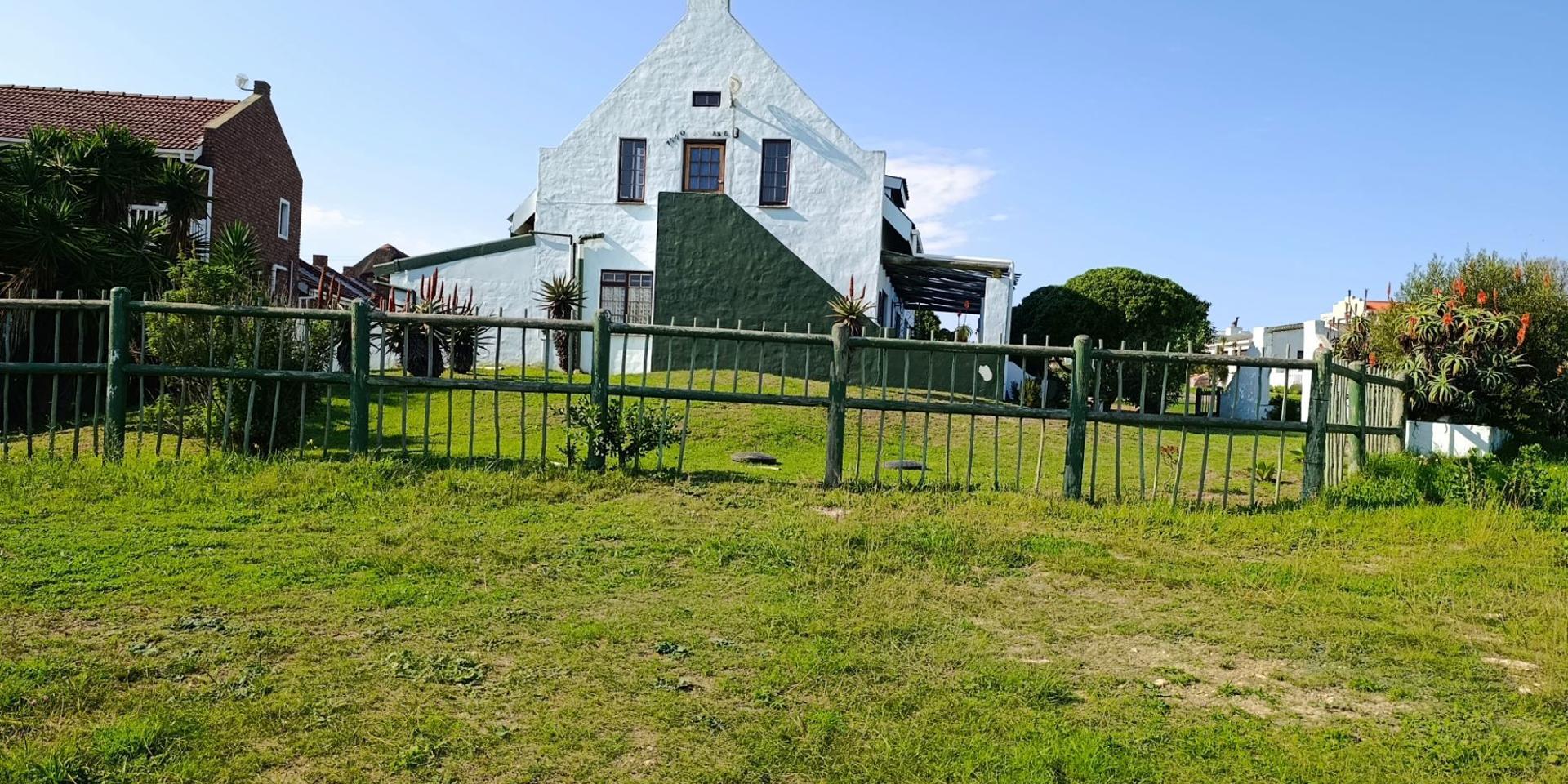 Image 4 of 6