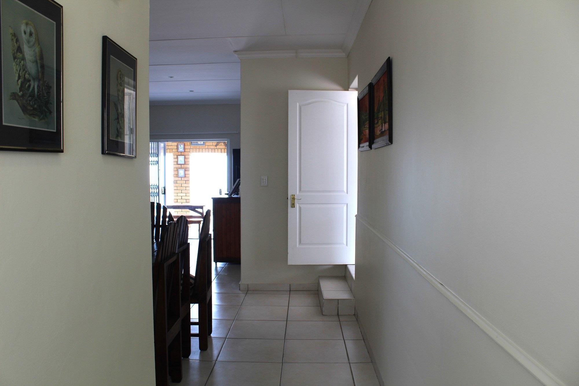 Image 3 of 6