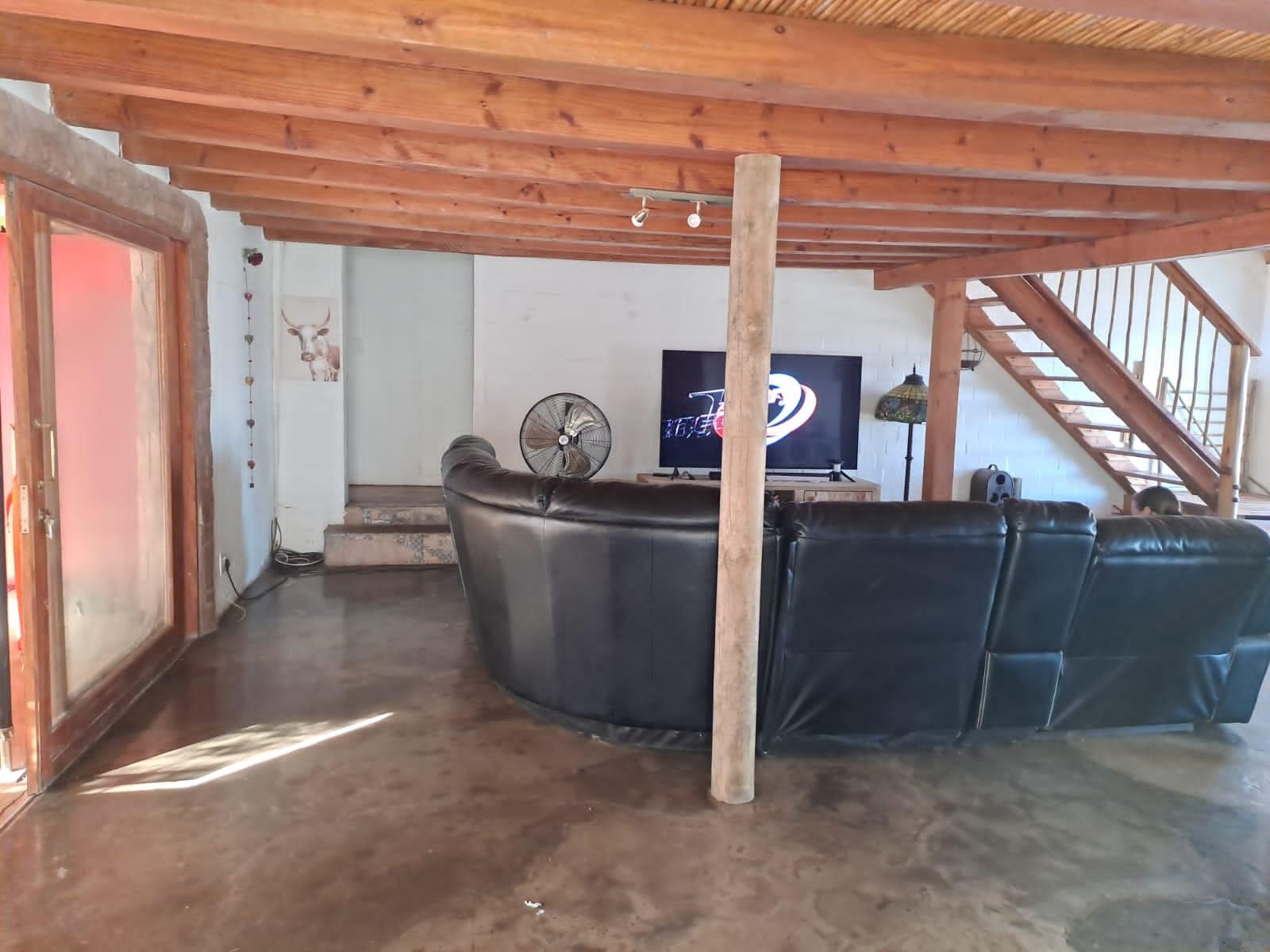 Image 3 of 6