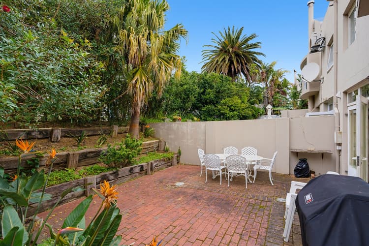 Main property image