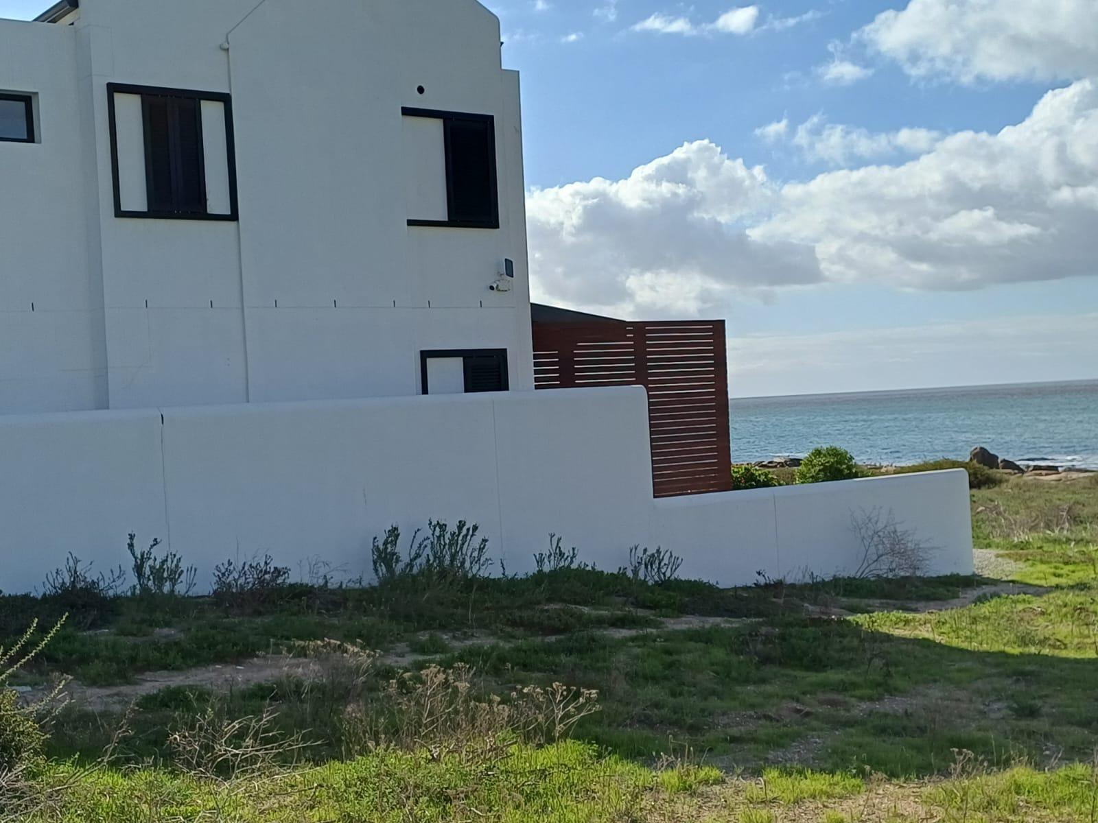 Image 2 of 6